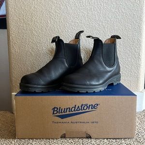 Blundstone Black 558 -Size 7.5 US (Women’s)